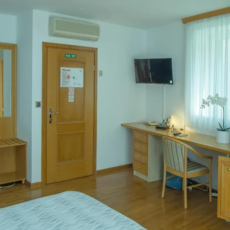 فندق مبيت وإفطار Ana سبليت