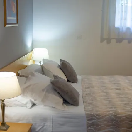 Ana فندق مبيت وإفطار سبليت