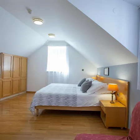 Ana Nocleg ze śniadaniem Split
