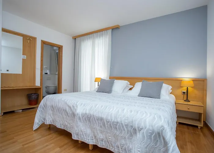 Ana Bed & Breakfast 3*