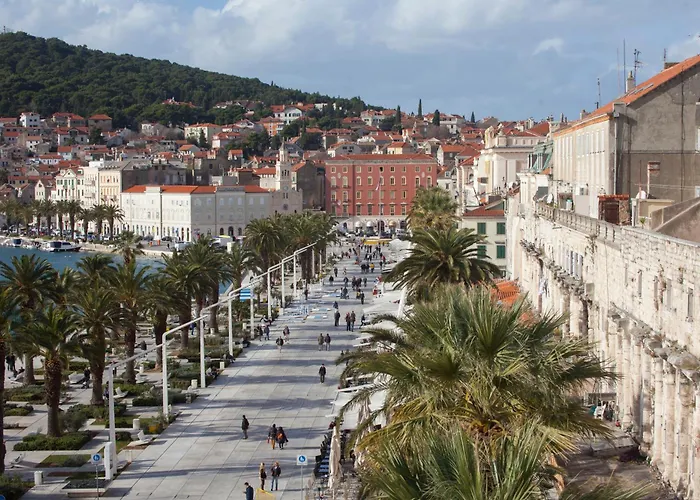 Ana Bed & Breakfast 3*