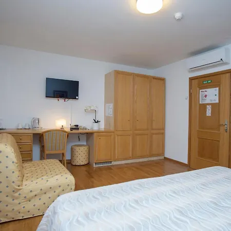 Bed and Breakfast Ana 3*