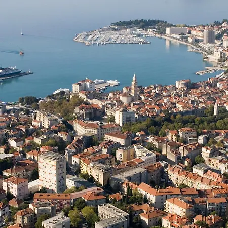 Ana ベッド・アンド・ブレックファスト 3*